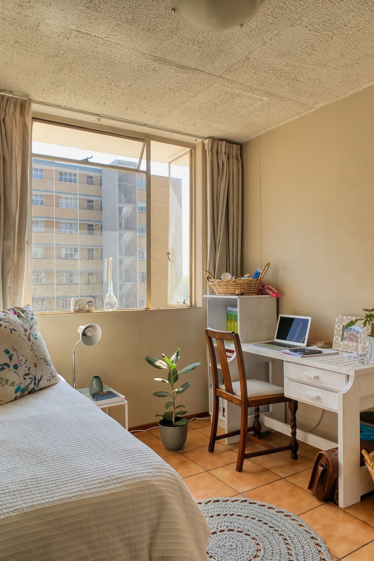 Single Room, Community Bath